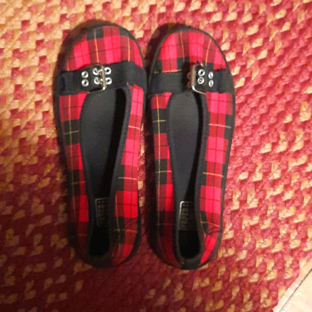 Faded Glory girls shoes